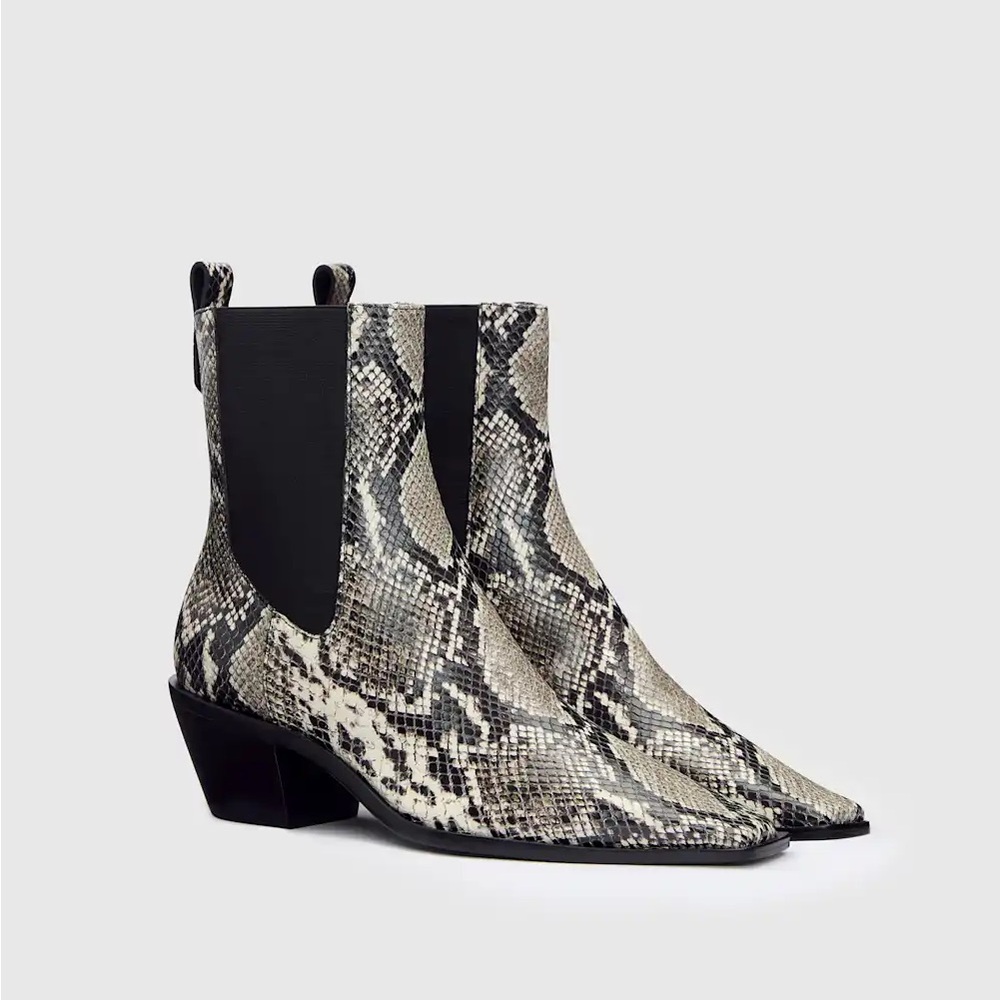 NWT Reformation Roberta Western Boot 9.5